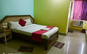 Hotel D2 Holiday Inn -Near Niladri Sea Beach - Puri - Official Verified