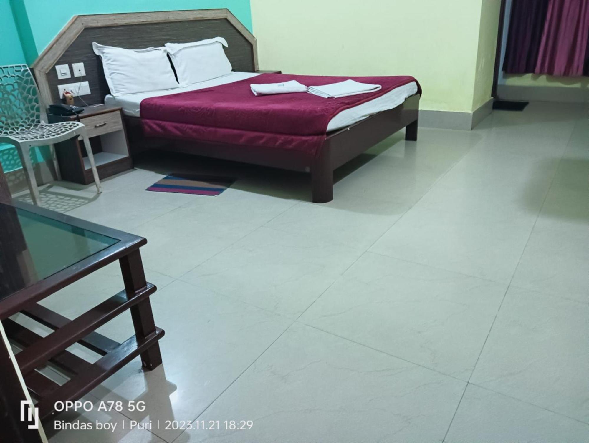 Hotel D2 Holiday Inn -Near Niladri Sea Beach - Puri - Official Verified Bagian luar foto
