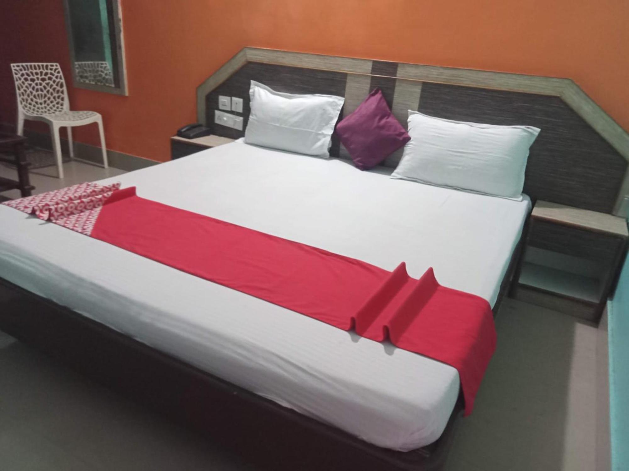 Hotel D2 Holiday Inn -Near Niladri Sea Beach - Puri - Official Verified Bagian luar foto